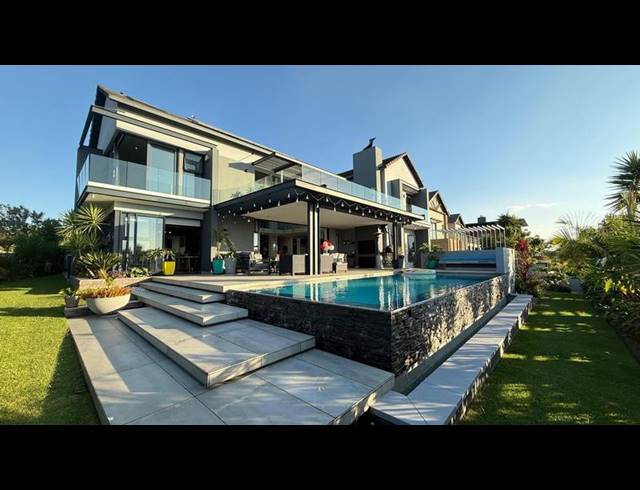 4 BEDROOM HOUSE FOR SALE IN COPPERLEAF ESTATE